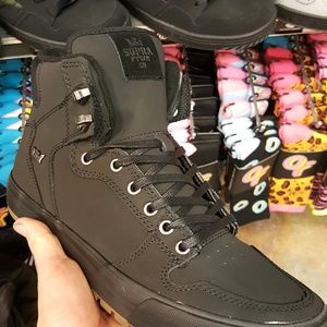 Meet your Posher, James